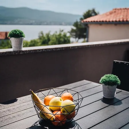 Holiday home Mar-ta