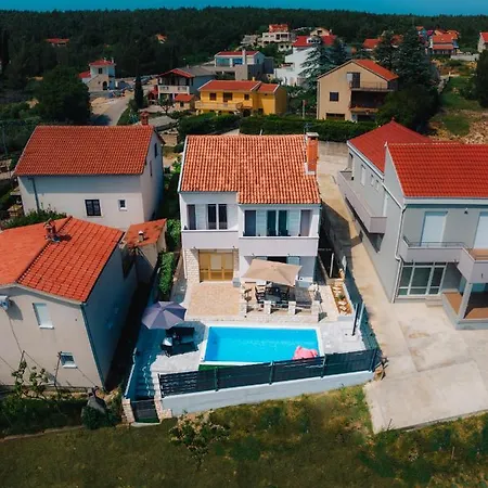 Holiday home Mar-ta *