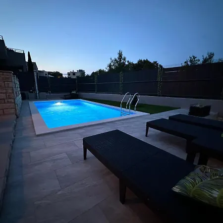 Mar-ta Feriehus Pridraga