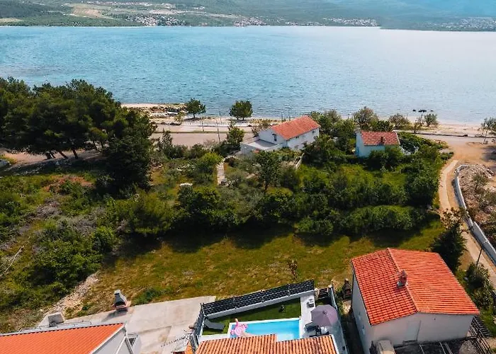 Mar-ta בית נופש Pridraga