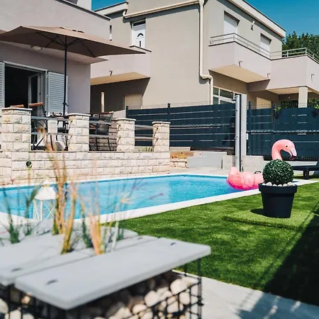 Mar-ta Дом отдыха *